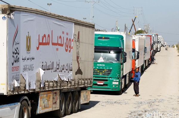 Truk bantuan mulai masuk Gaza. (Foto: Istimewa)