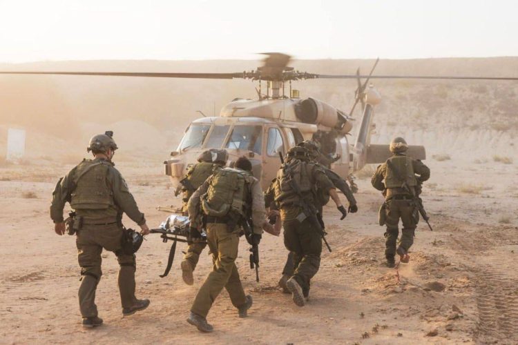 Israel mengevakuasi tentara nya yang terluka