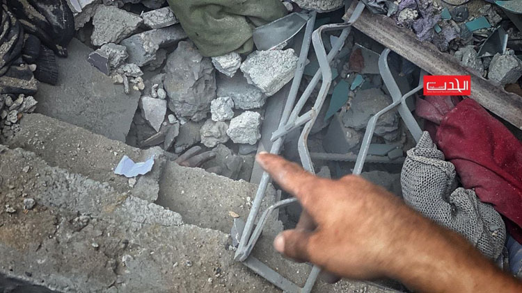 Korban bom udara Israel belum dapat dievakuasi dari reruntuhan. (Foto: Istimewa)